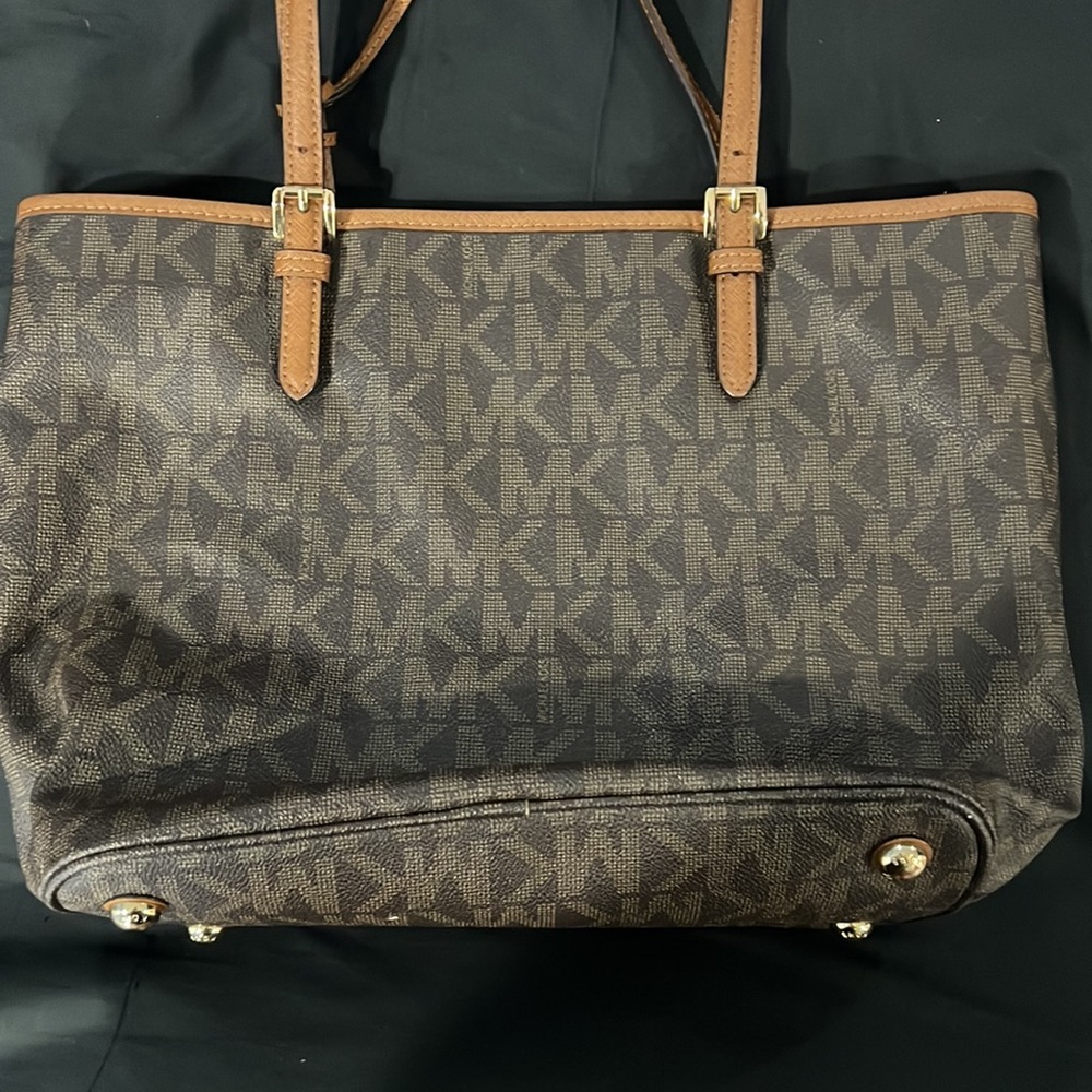 Michael Kors tote - Picture 4 of 9